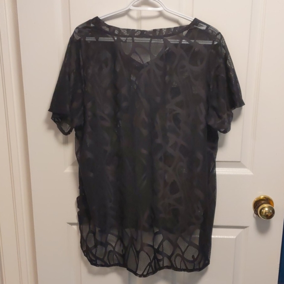 Hyba 2x  sheer workout top - Picture 2 of 4